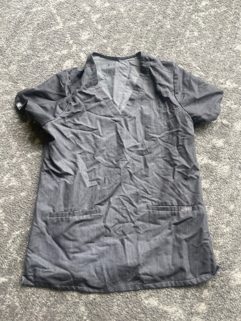 Figs Women's Charcoal Gray V-Neck Short Sleeve Scrub Top